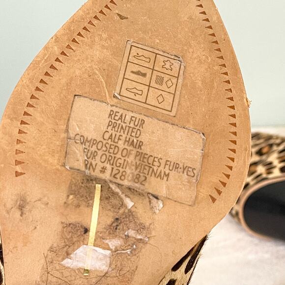 Dolce Vita Issa Women's Leopard Print Calf Hair Fur Pointed Toe Booties Size 8.5 - Picture 4 of 10